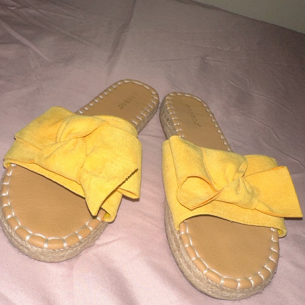 Bamboo Yellow sandals